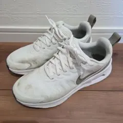 NIKE　レディース　エアマックスニュアクシス W AIR MAX NUAXIS