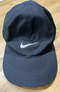NIKE Featherlight キャップ ブラックのサムネイル