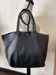 12/8まで掲載　黒本革トートバッグ