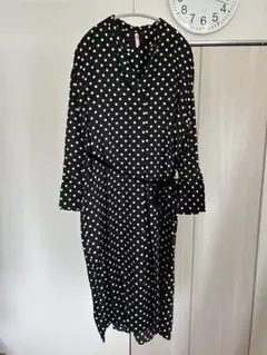 トゥモローランドコレクション黒と白の水玉ワンピース