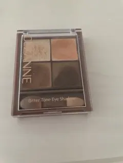 セザンヌ ビタートーンアイシャドウ 03