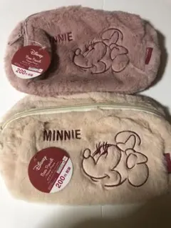 新品　ミニーマウス ファーポーチ 2個セット