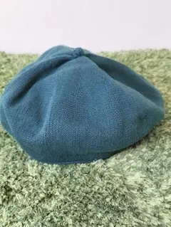 アミナ ベレー帽 青色 小さな傷あり