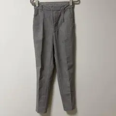 GU テーパードパンツ グレー　スラックス　パンツ