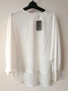 ヤマダヤ　Aga バックシアードッキングブラウス 新品