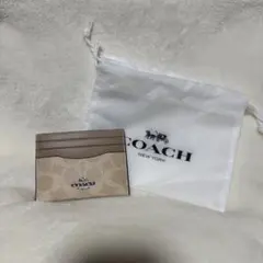 COACH ベージュ レザー カードケース