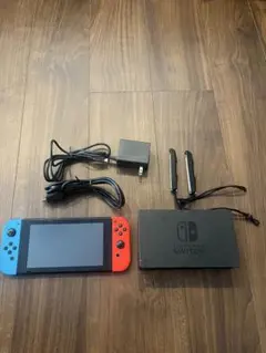 Nintendo Switch 本体 赤/青