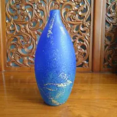 琉球ガラス ・稲嶺盛吉・花瓶 ・一輪挿し ・青色土紋 - メルカリ