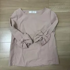 tocco closetトッコクローゼットピンクベージュ 袖リボン付きトップス