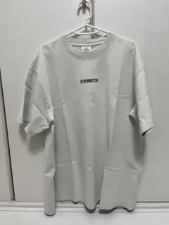 vetements 反転ロゴTシャツのサムネイル
