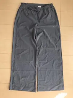 美品　NIKE パンツ（DRI-FIT）