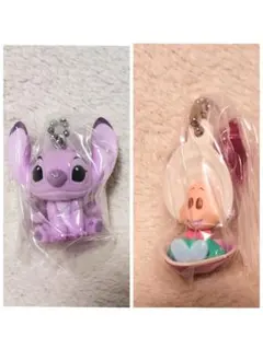 新品☆ディズニー　ヤングオイスター　エンジェル　キーホルダーセット