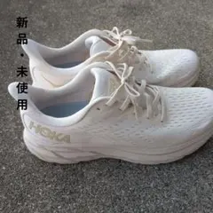 HOKA　クリフトン８　ホワイト　新品・未使用のサムネイル