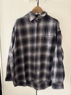 チェック柄 長袖シャツ グレーと黒