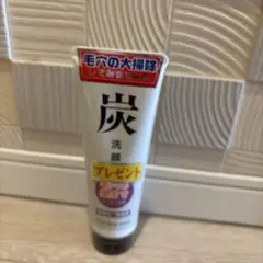 炭洗顔クリームのサムネイル