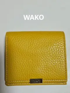 WAKO　超美品 二つ折り財布 レザーのサムネイル
