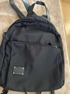 IL BISONTE 黒 ナイロンリュック 新品　未使用