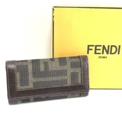 FENDI vigntage キーケース 4連 イタリア製 箱付き ユニセックス