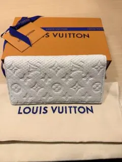 2025年最新】ヴィトン パイソンの人気アイテム - メルカリ