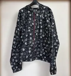 美品♬アンダーアーマー薄手ジャンバーのサムネイル