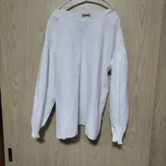 サマンサモスモスホワイト長袖シャツ