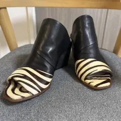 momon. オープントゥサンダル ブラック/ストライプ 太ヒール　アニマル
