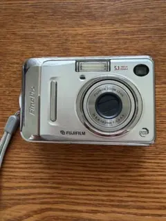 FUJIFILM★FinePix V10⭕️貴重なxD-ピクチャーカード1GB付 Amazon | FUJIFILM デジタルカメラ FinePix(ファインピックス) V10