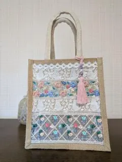 ヴェロニクさんクロスステッチ刺繍つき&リバティオックス-両面表になる