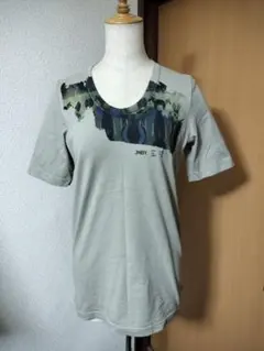 かわいい　JNBY グレー 半袖Tシャツ プリントのサムネイル
