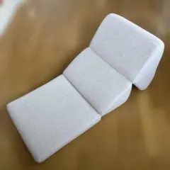 三角クッション　背もたれ　一人用のサムネイル