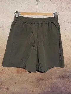 ビームスゴルフオレンジレーベル インナー付きフレアショートパンツ サイズMのサムネイル