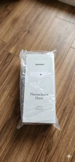未開封　未使用　SHARP ドライヤー　IB-RP7-w ホワイト系