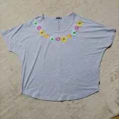 RUSTY 半袖 Tシャツ ラグランスリーブ グレー かわいい 花柄刺繍のサムネイル