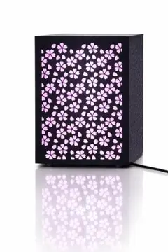 桜模様のリモコン付きランプ