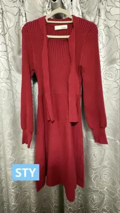 Lily Brown ニットワンピース レッド 長袖