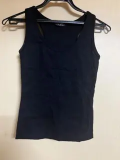 タンクトップ　黒　C.D.S basic 美品　OL通勤服　インナー
