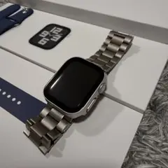 ほぼ未使用　Apple Watch SE2 シルバー　40mm