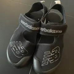 newbalance ブラック サンダル　21cm