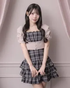 pium 半袖ビジューカーデ×チェックワンピセット ピンク×ブラック