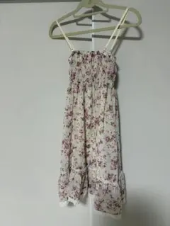 値引き　フラワープリントキャミソール