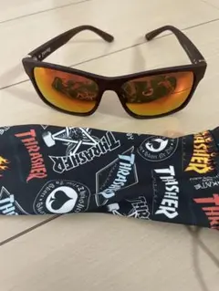 スラッシャーサングラス