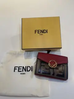 ✴︎箱付き美品✴︎フェンディ　3つ折財布　ミニ財布　エフイズ　ズッカ柄　レッド