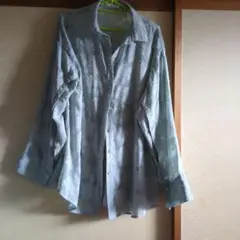 シャツブラウス