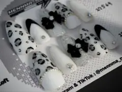 【無料サイズオーダー】#05☆レオパード柄×モノクロネイルチップ/おまけ付