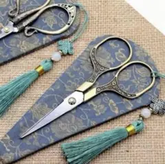 Item thumbnail for item dcf7ea1f-38e2-4821-afb0-19c0e9ab6096