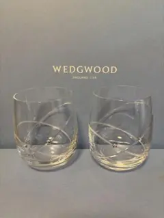 【WEDGWOOD】ラインストーン付きペアグラス