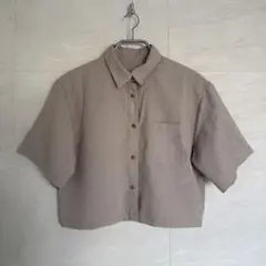GU クロップドシャツ(5分袖) Mサイズ ベージュ