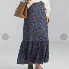 値下‼️グリーンレーベルリラクシング　フラワースリムティアードスカート　花柄