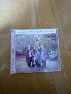 King & Prince Life goes on /We are young