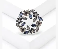 ブローチ リース　アンティーク調 　グレー系　 上品　カジュアル　フォーマル